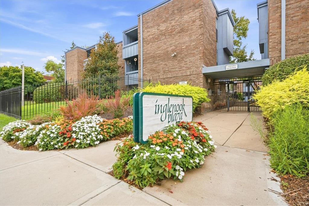 4056 Warwick Boulevard Unit: 6