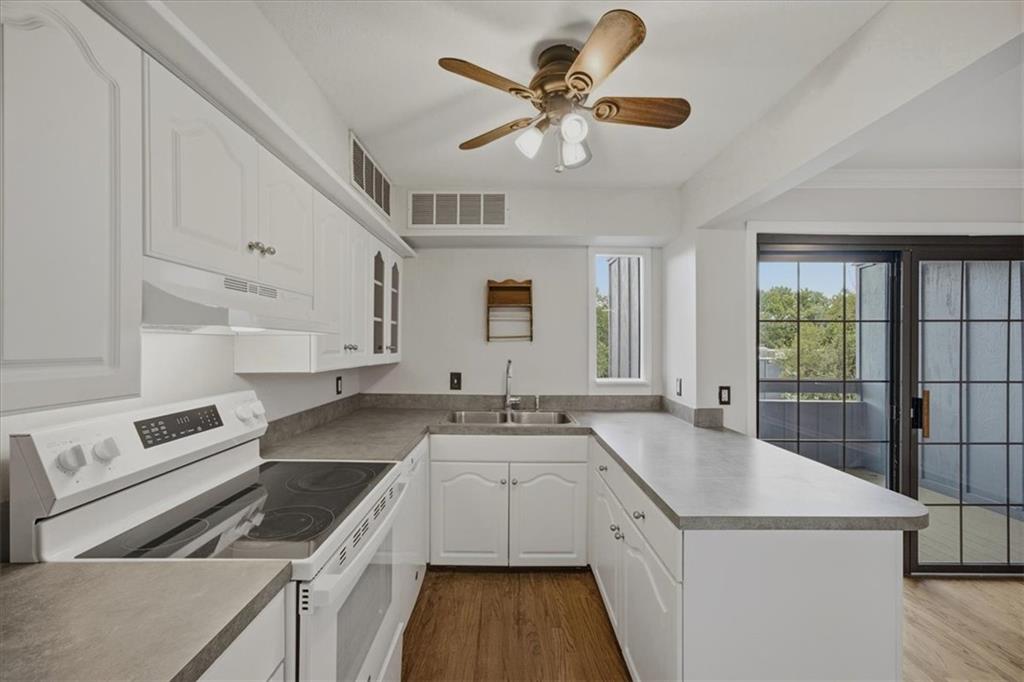 4056 Warwick Boulevard Unit: 6
