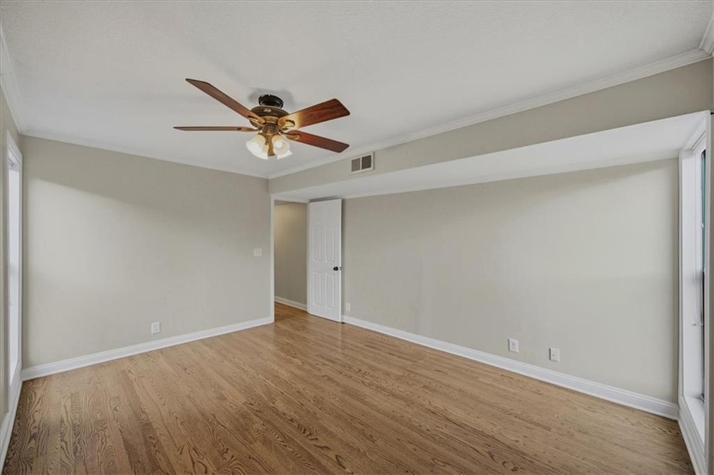 4056 Warwick Boulevard Unit: 6
