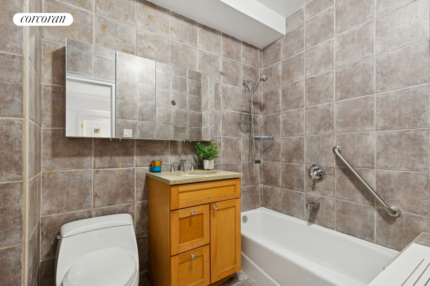 221 W 82ND Street 1D