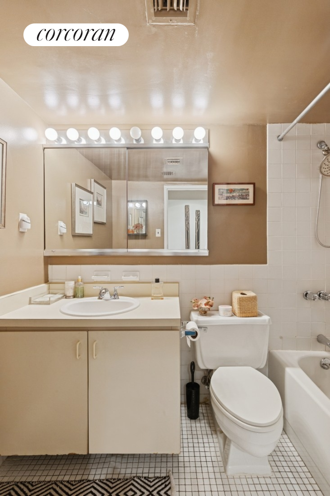 253 W 73RD Street 7L