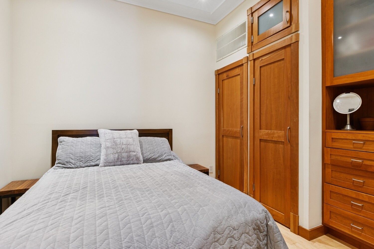 253 W 73RD Street 5O