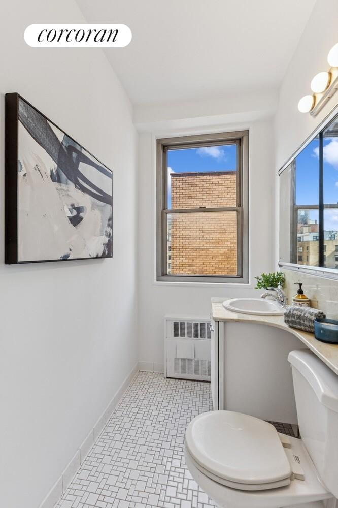 300 E 74TH Street 17C