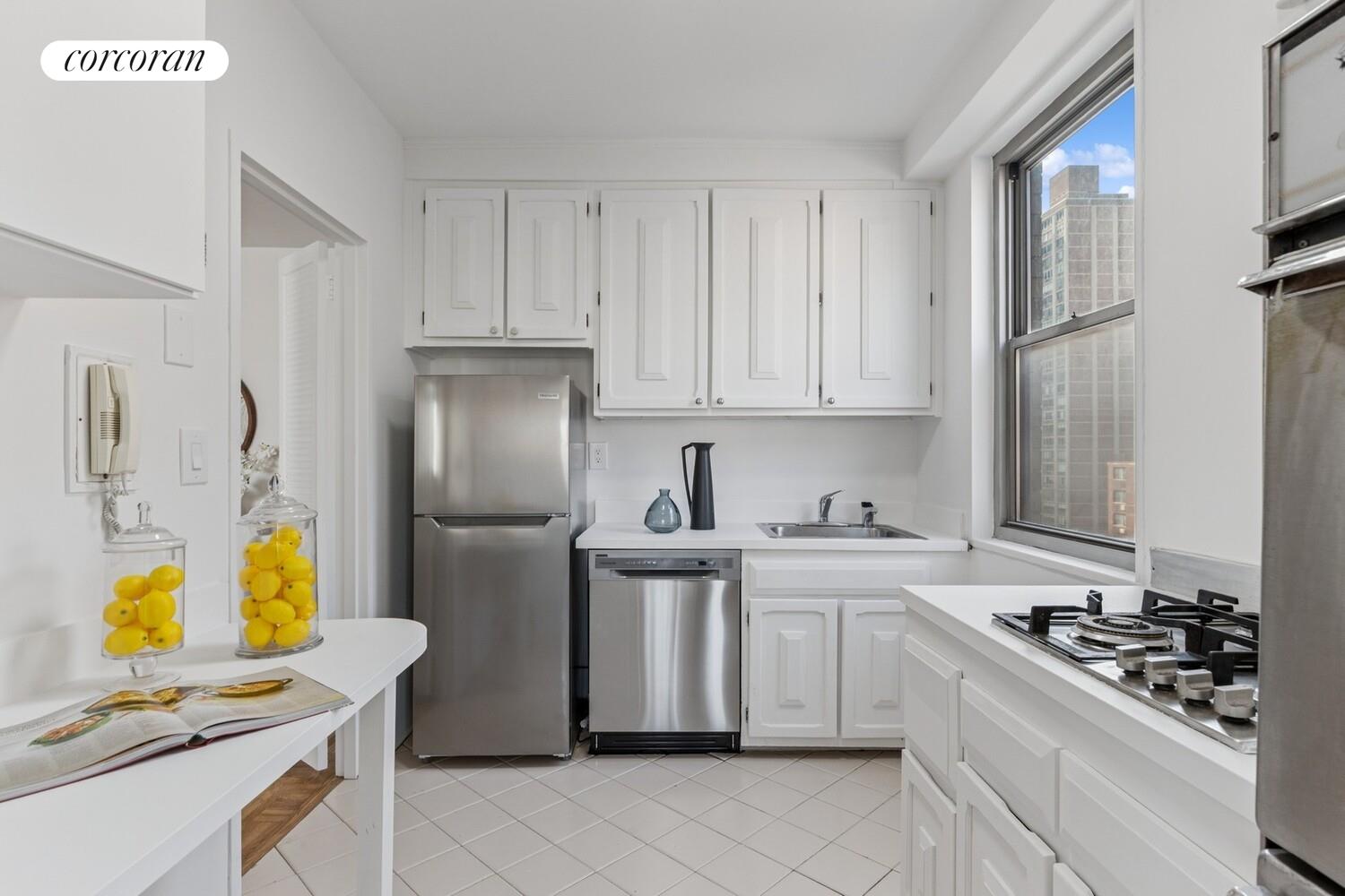 300 E 74TH Street 17C