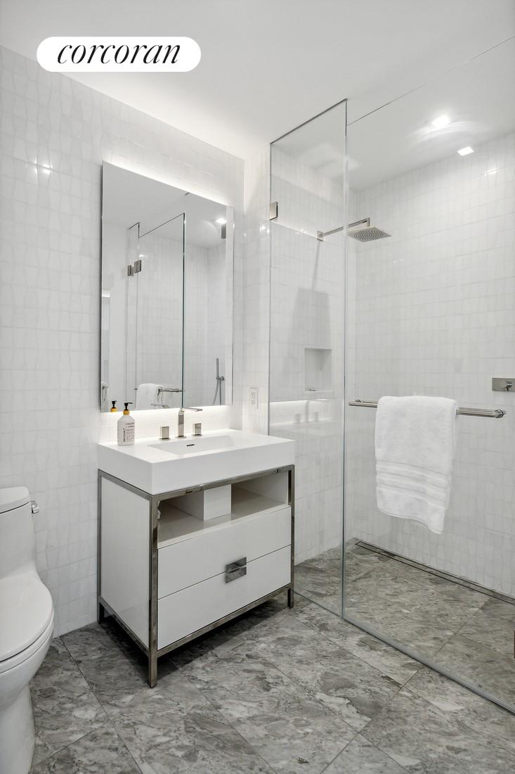 200 AMSTERDAM Avenue 9B