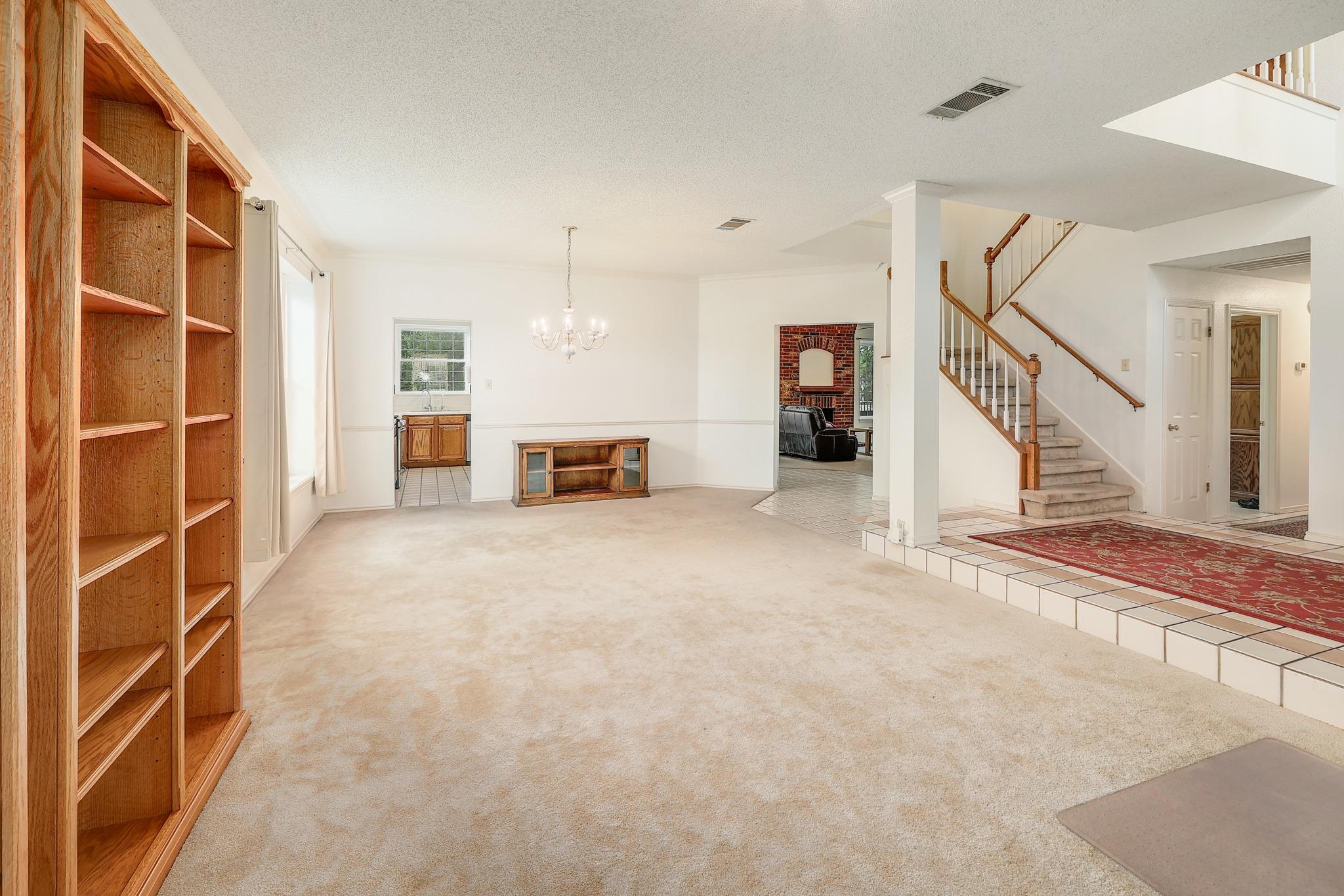 2601 Starling DR