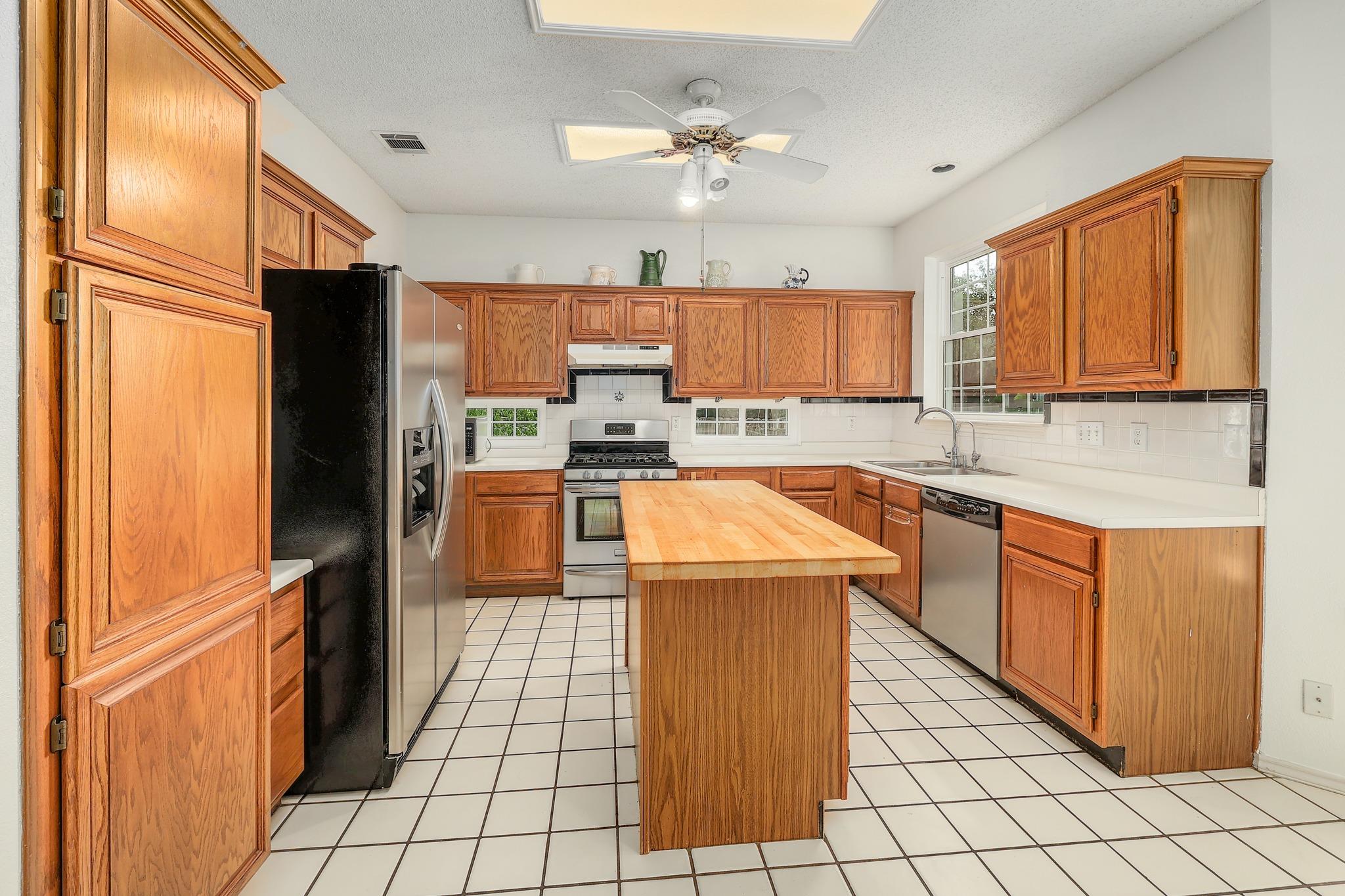 2601 Starling DR