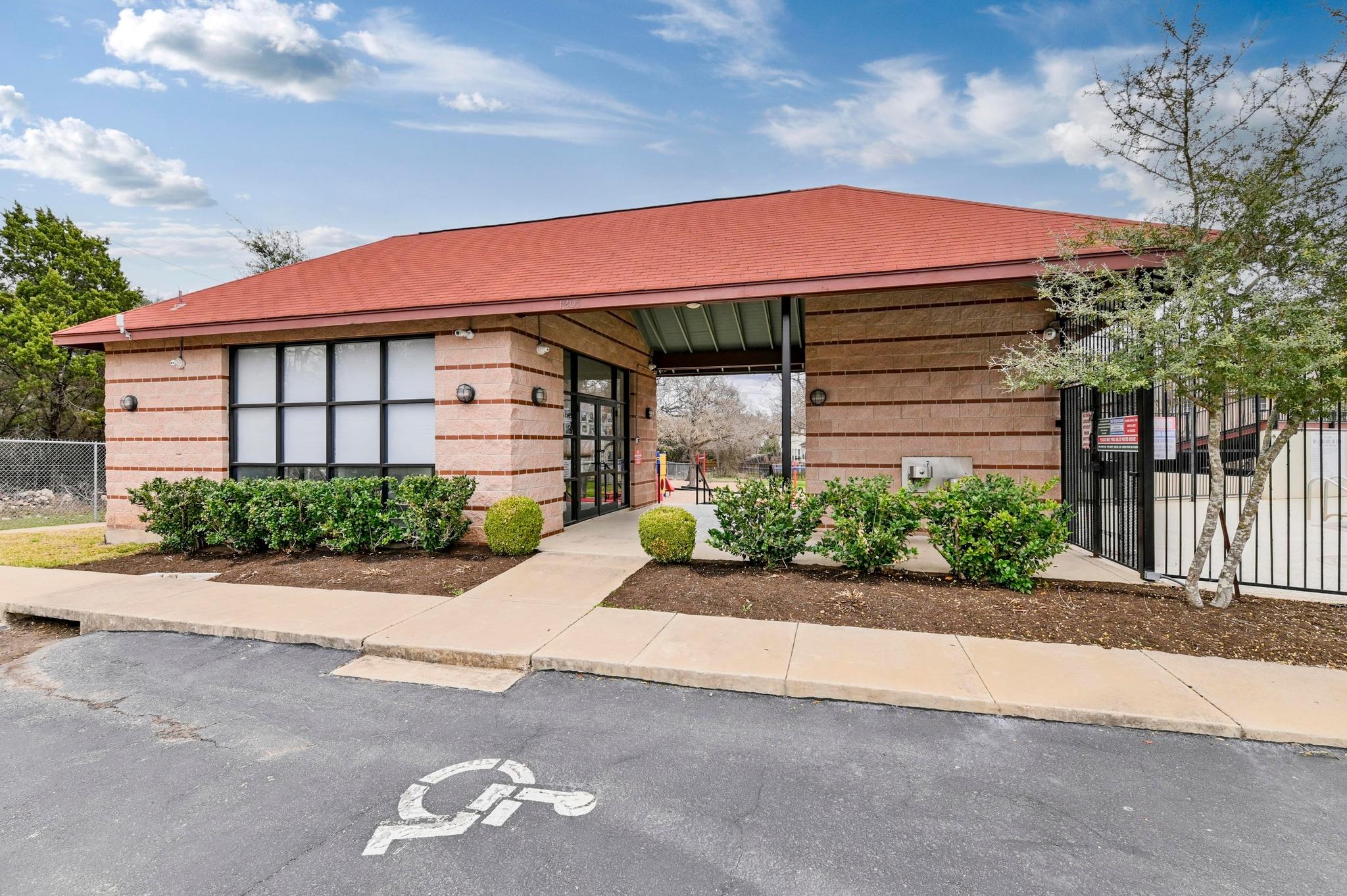 2601 Starling DR