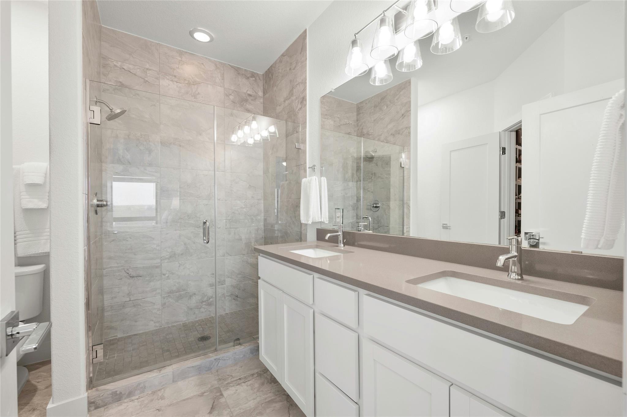 2050 Lohmans Spur RD # 101