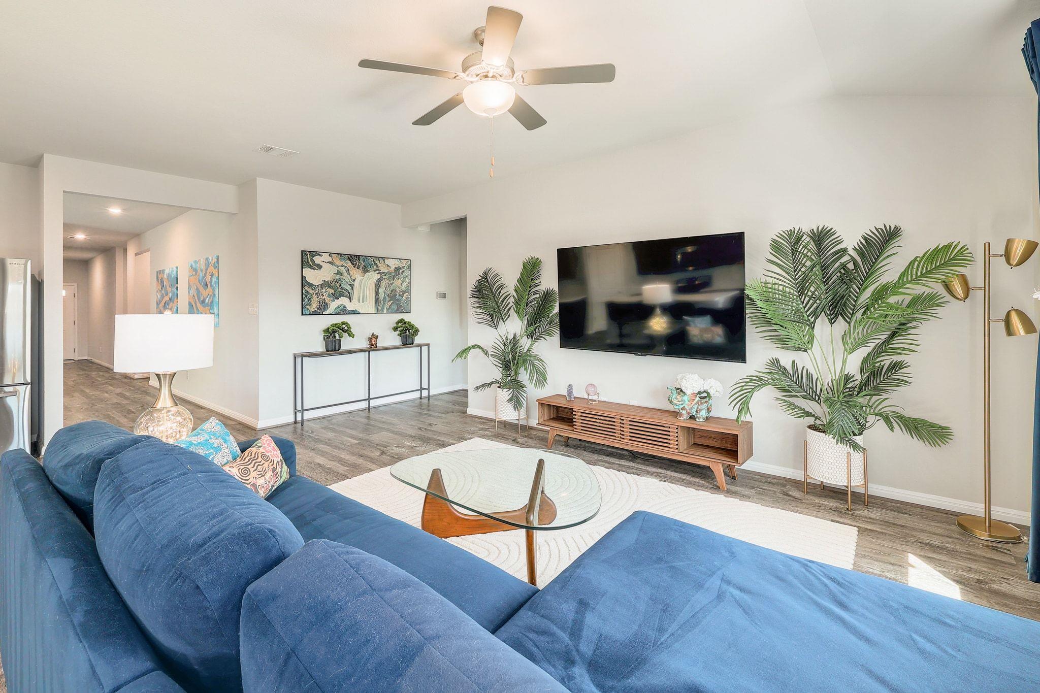 17017 Orinda LN