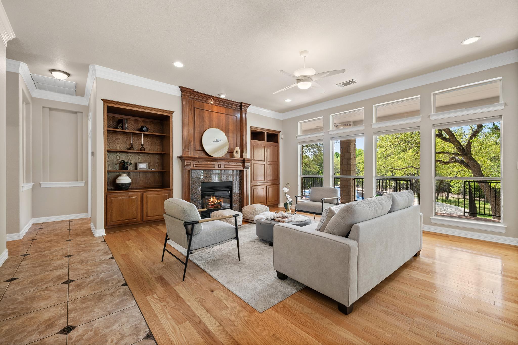 2614 Collingwood DR