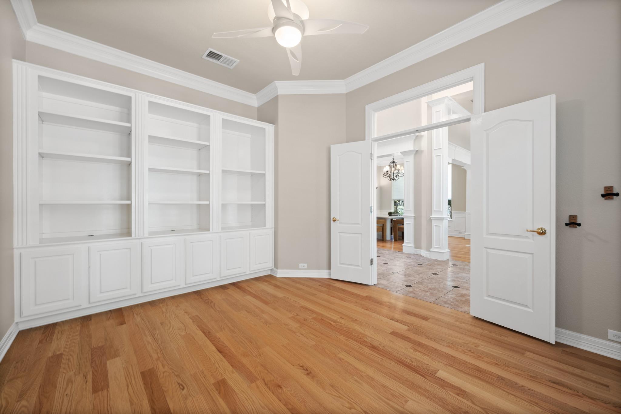 2614 Collingwood DR