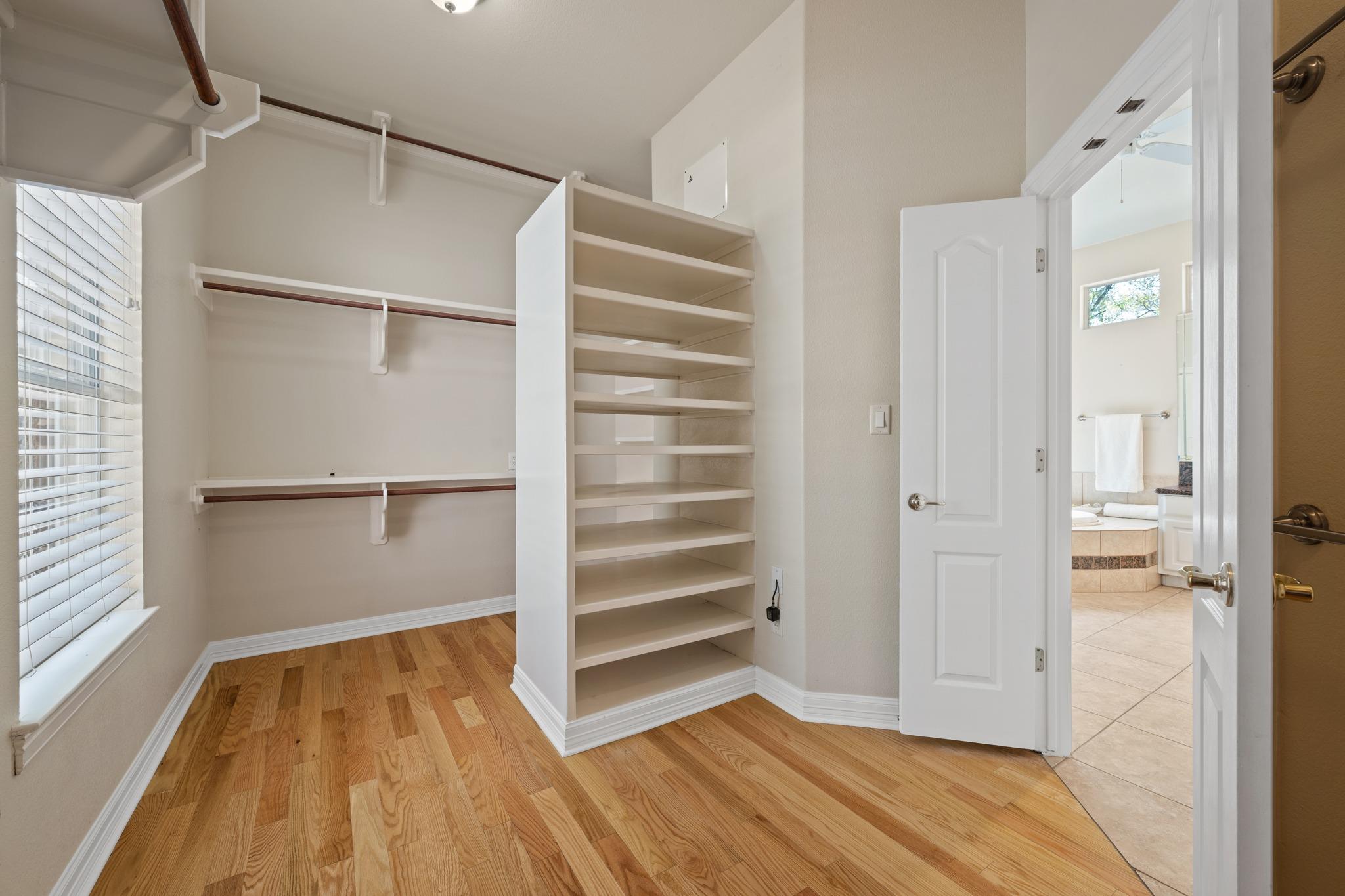 2614 Collingwood DR