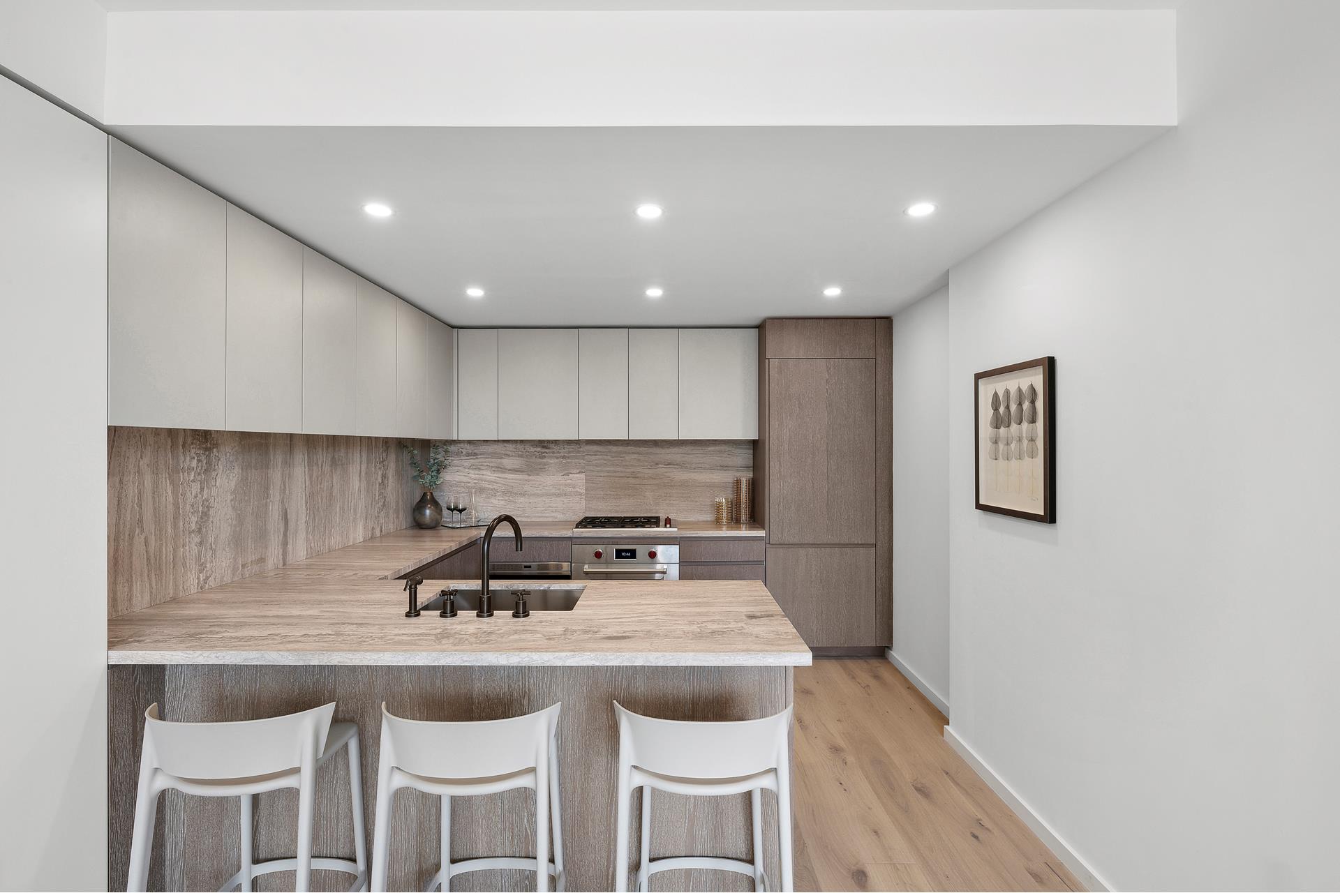 66 CLINTON Street 3B