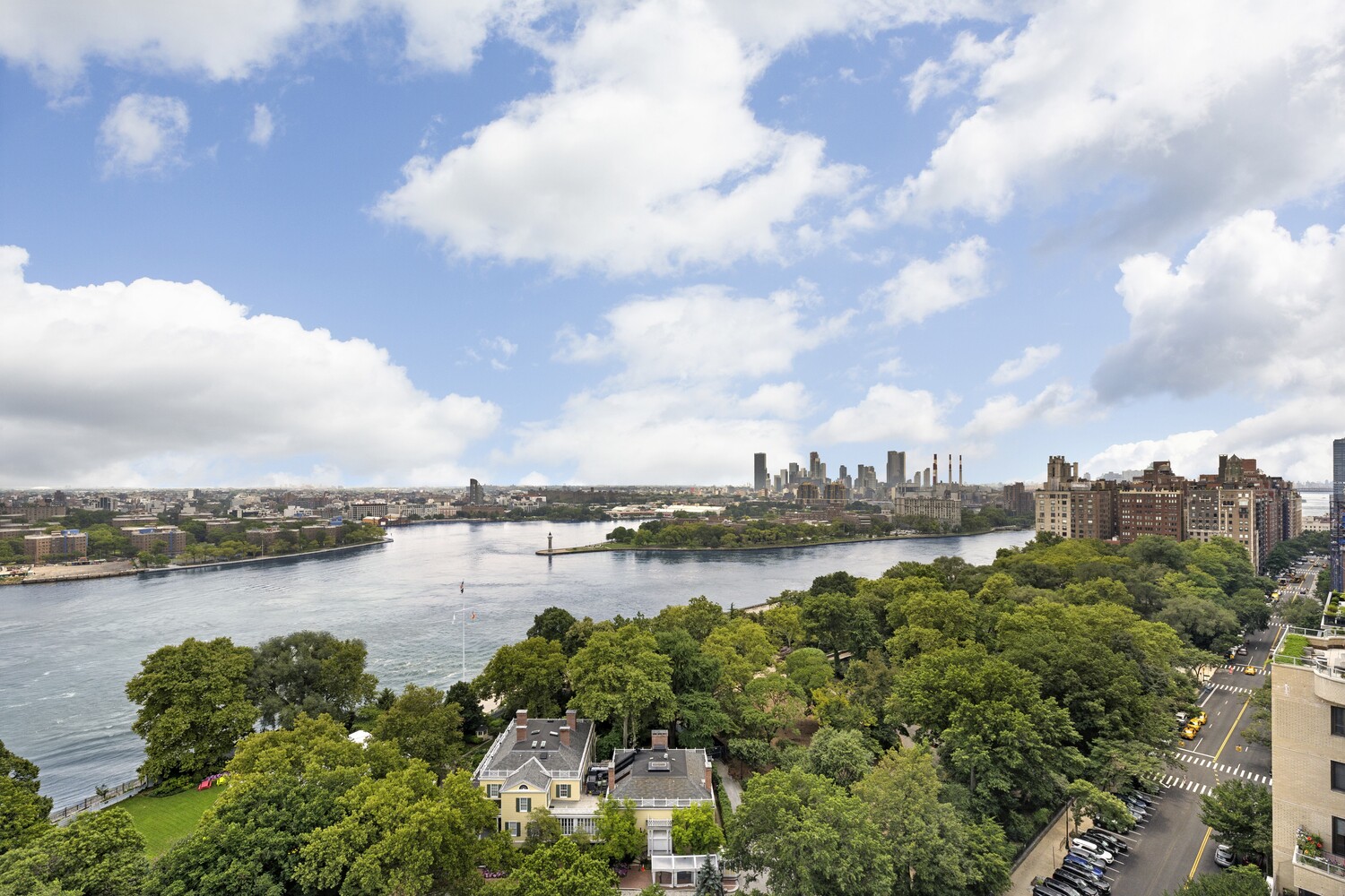 180 E END Avenue PHA