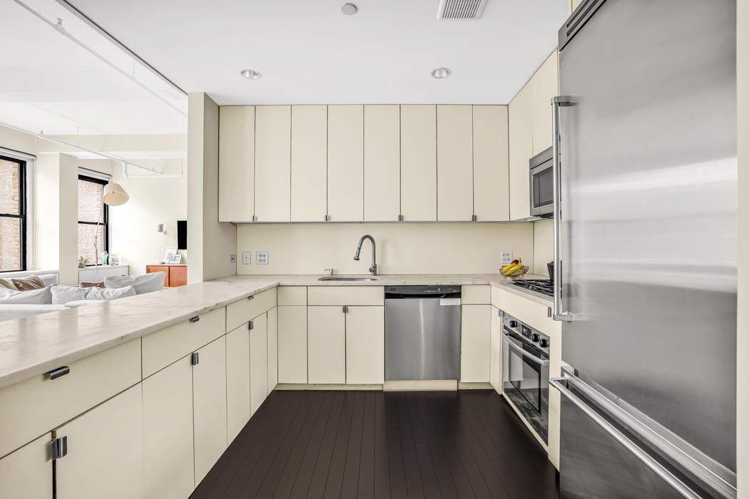 11 W 30th Street 8F