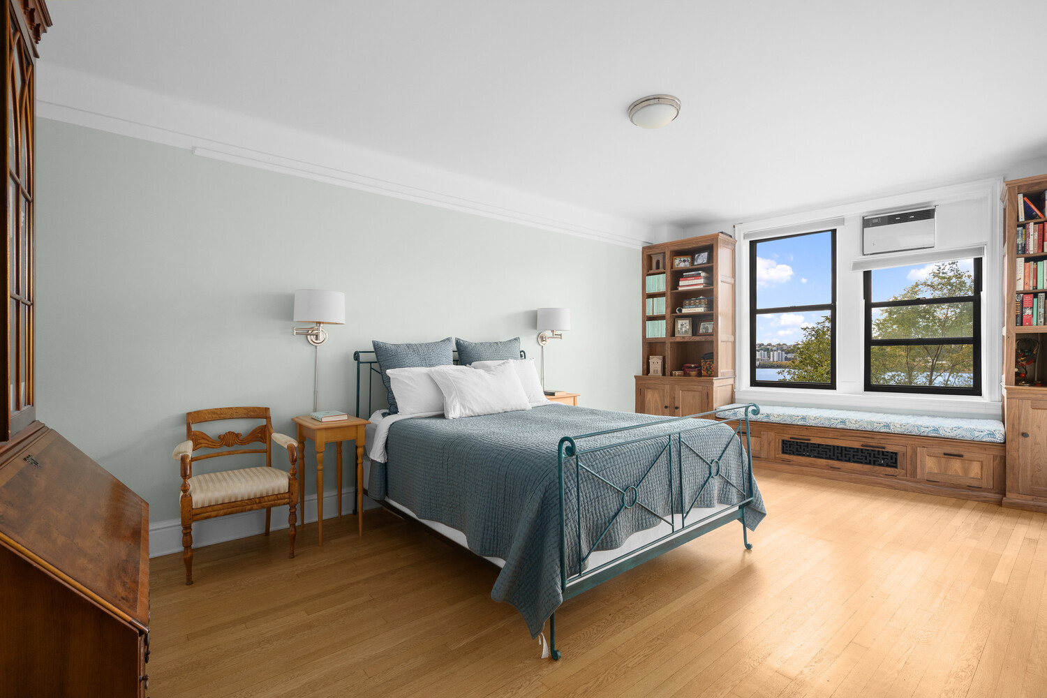 395 RIVERSIDE Drive 7C