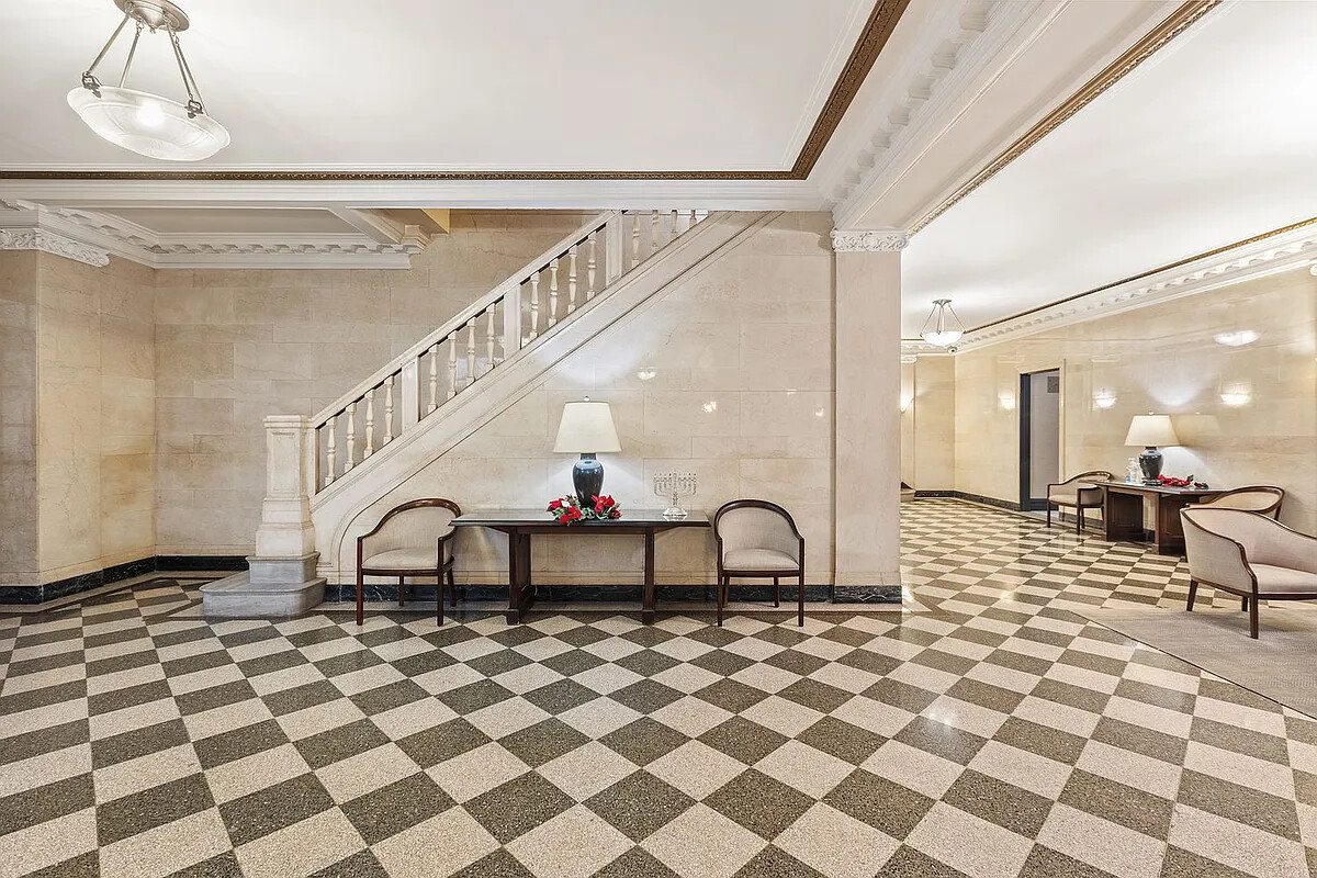 395 RIVERSIDE Drive 7C