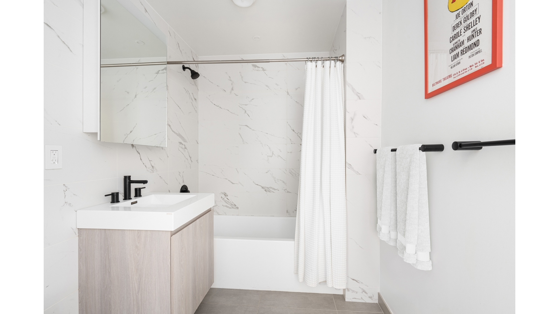 710 METROPOLITAN Avenue PHG