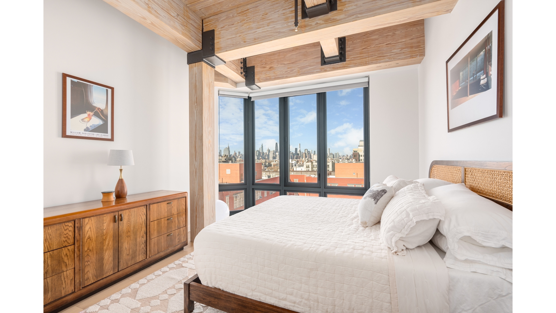 710 METROPOLITAN Avenue PHG