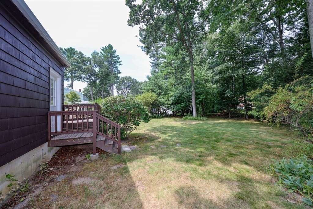 35 Walnut Rd