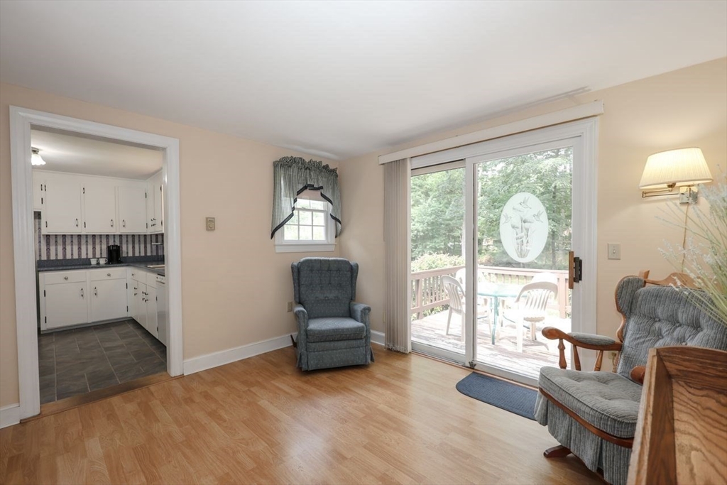 35 Walnut Rd