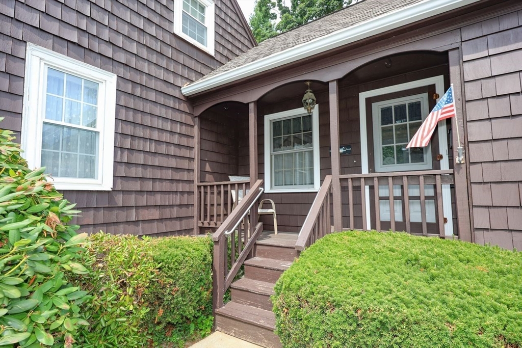 35 Walnut Rd