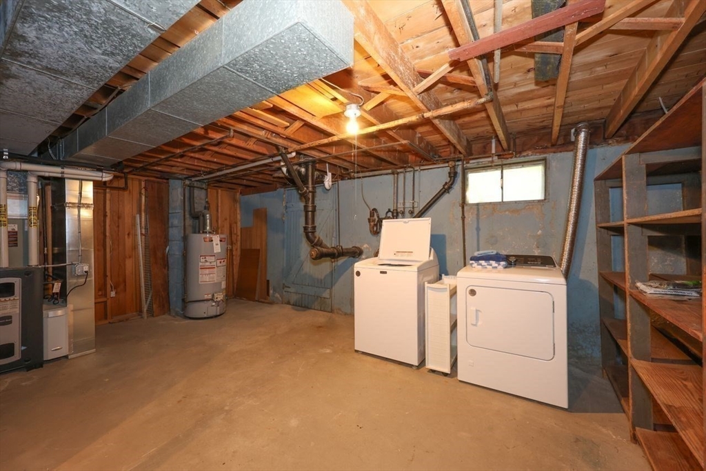 35 Walnut Rd