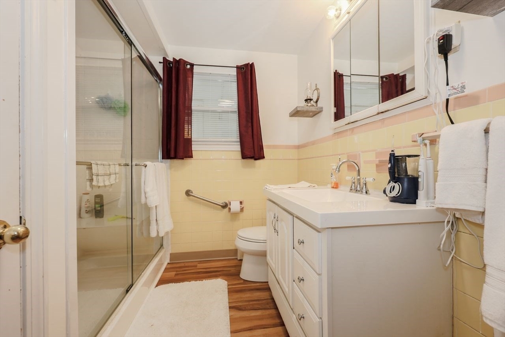 21 Chestnut St