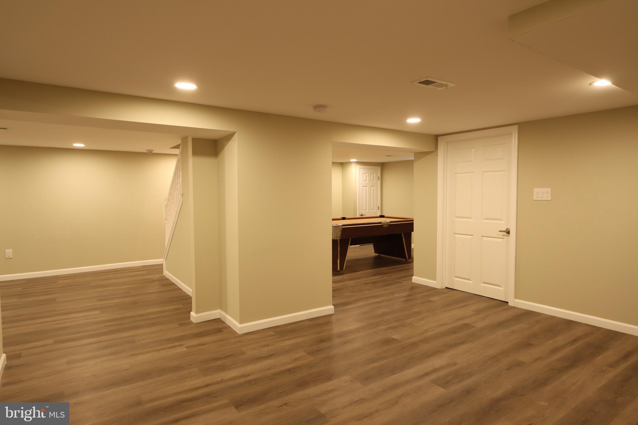 5 Elm AVENUE