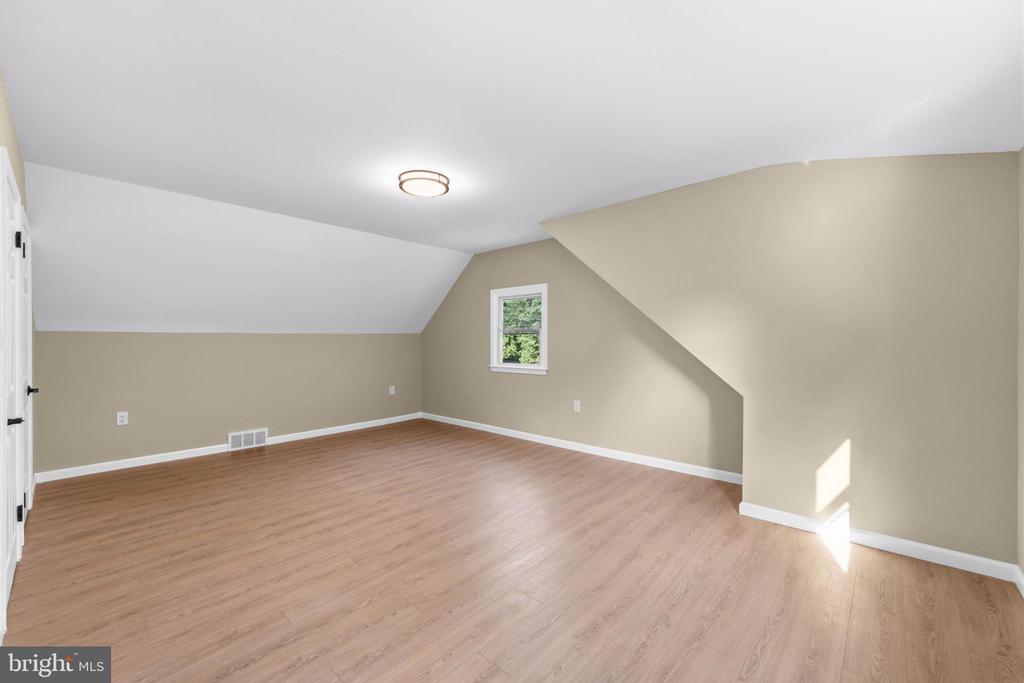 529 HUNT AVENUE