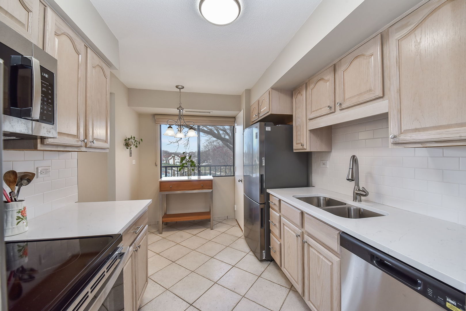 111 S Baybrook Drive Unit: 301