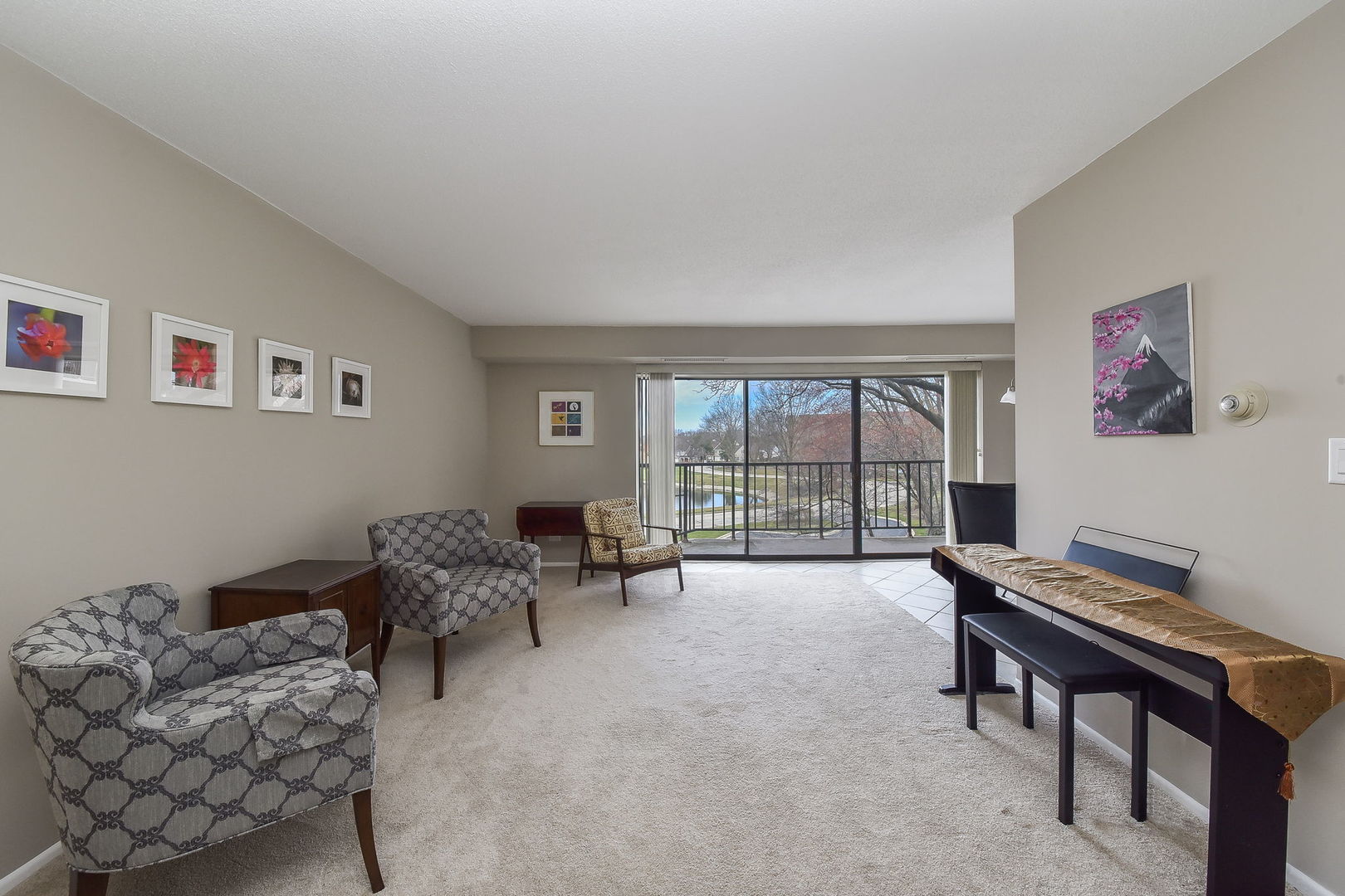 111 S Baybrook Drive Unit: 301