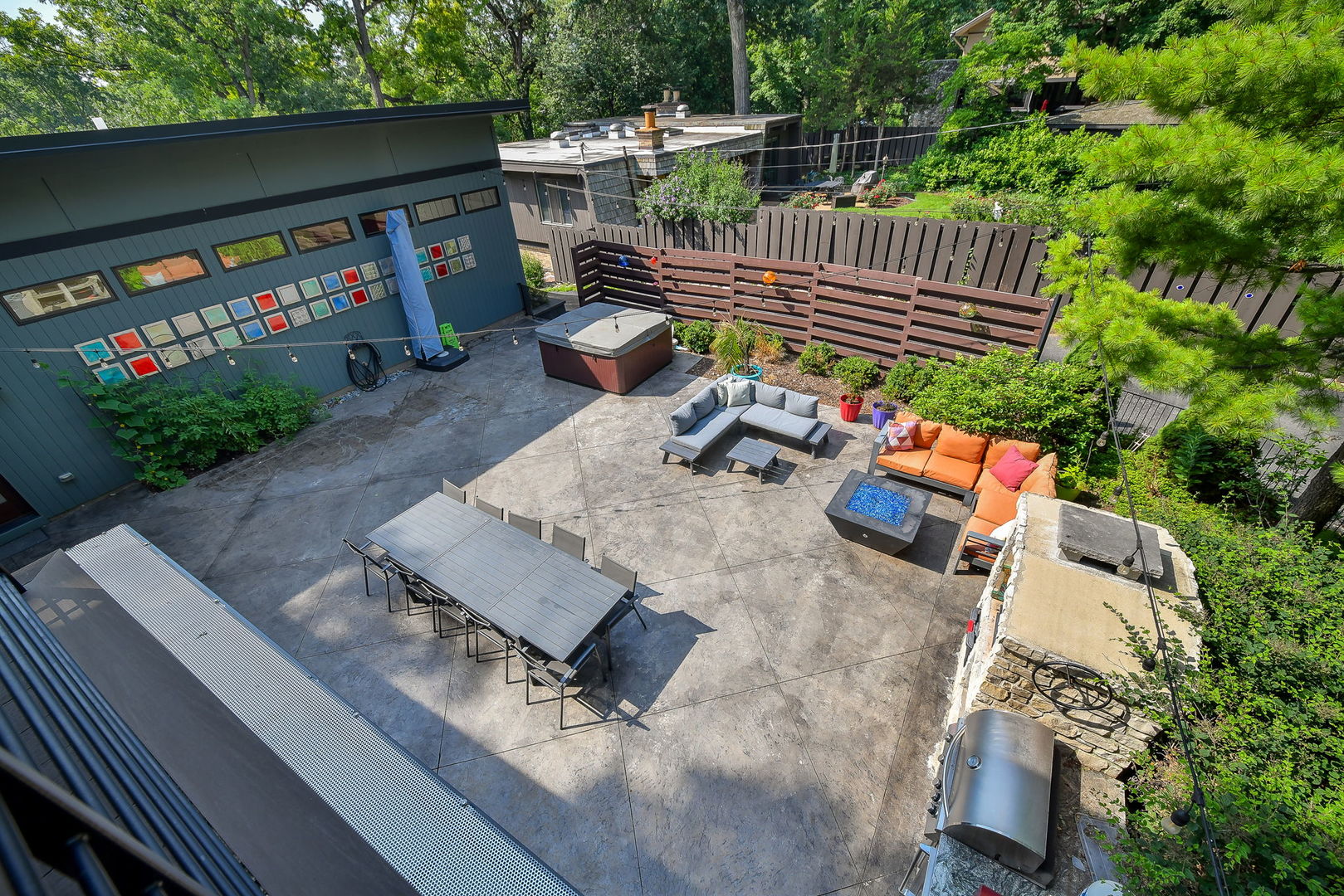 732 Crescent Boulevard