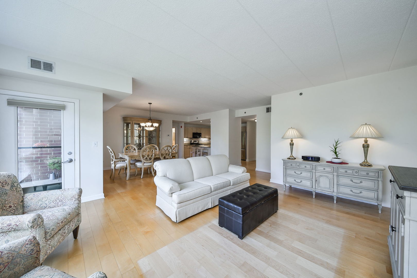 875 E 22nd Street Unit: A-206