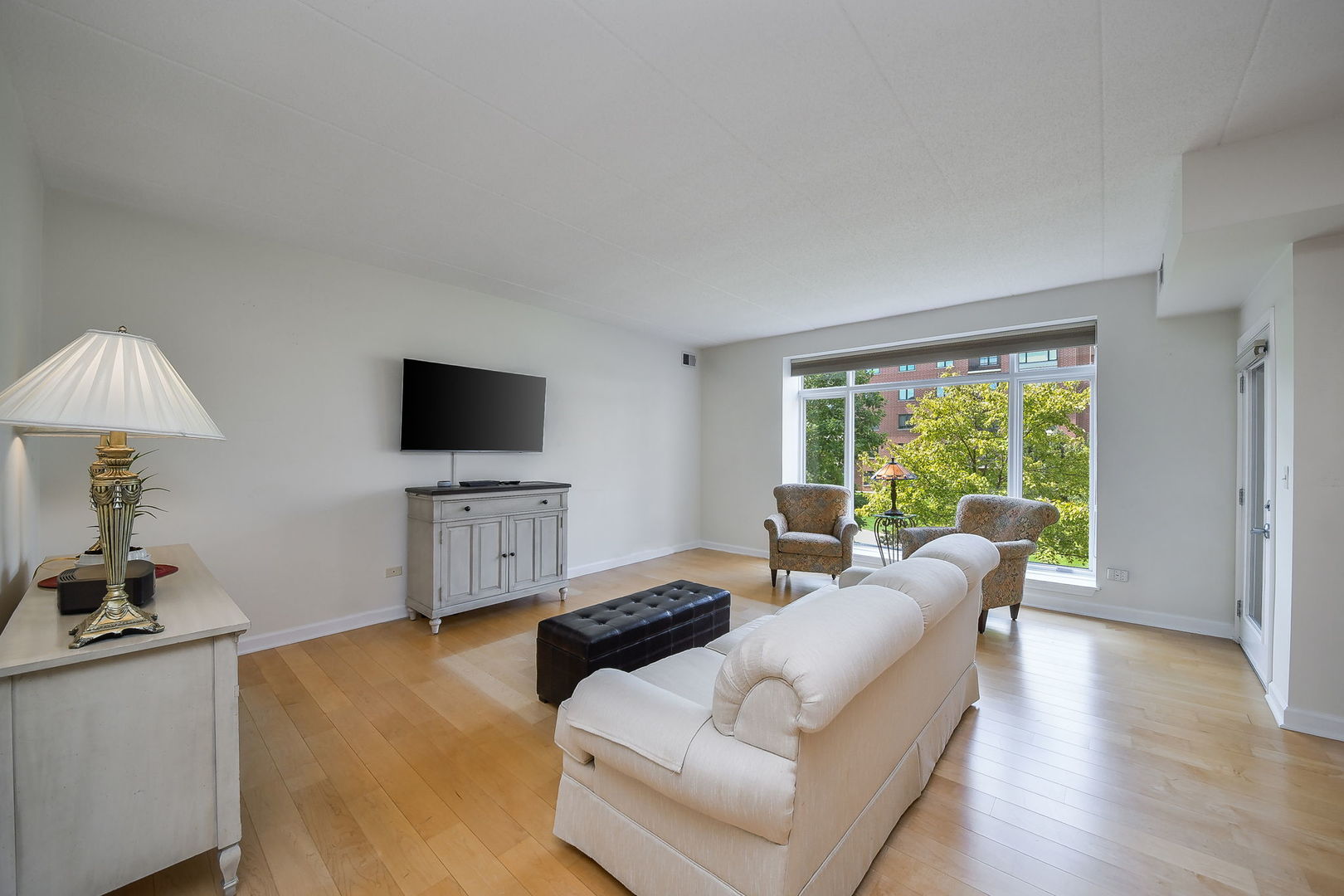 875 E 22nd Street Unit: A-206
