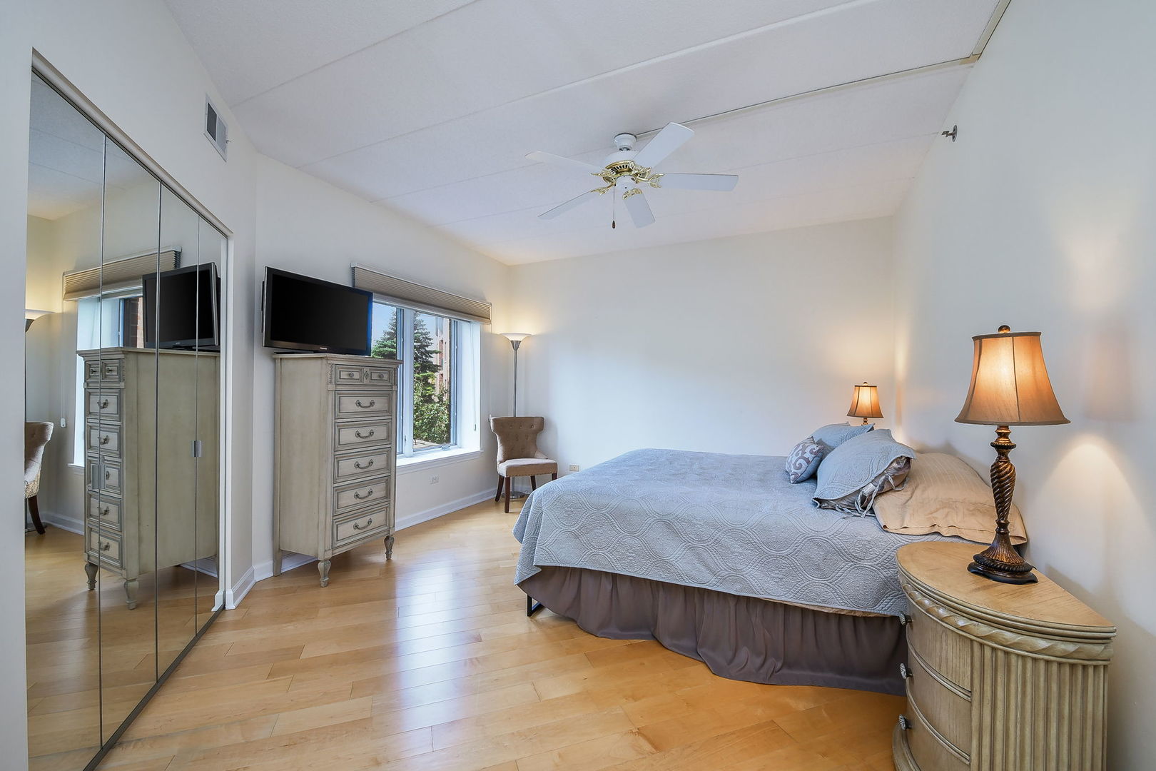 875 E 22nd Street Unit: A-206
