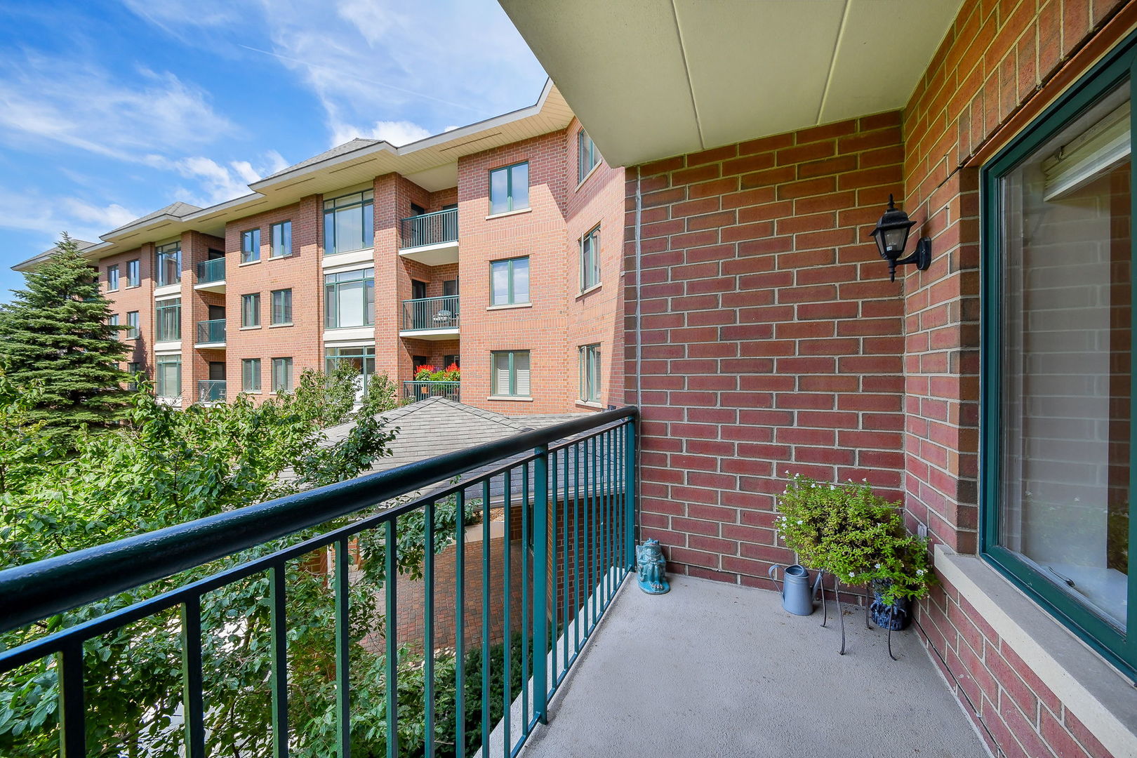 875 E 22nd Street Unit: A-206