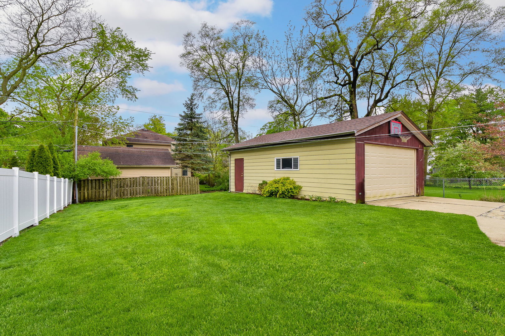 1706 E Liberty Drive