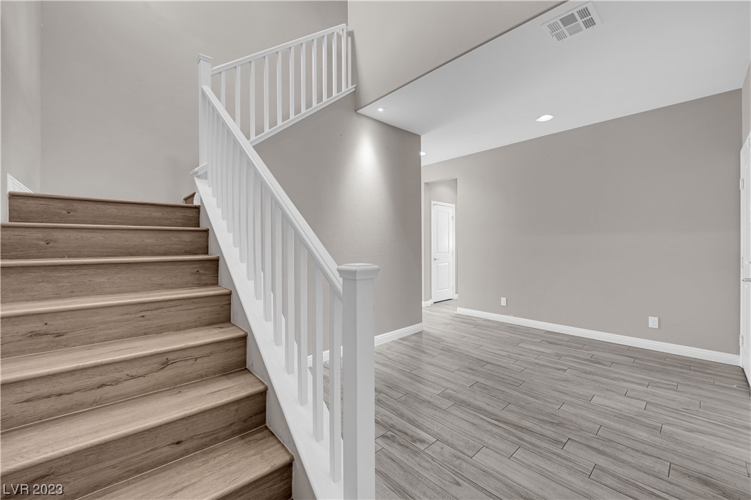 7362 Amesbury Street