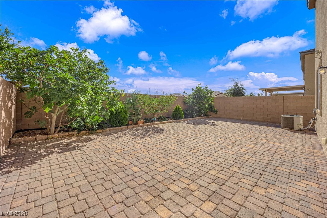 7362 Amesbury Street