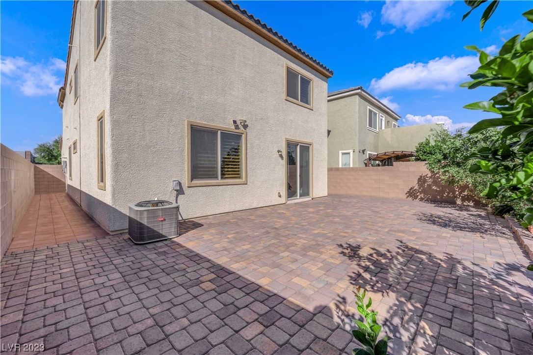 7362 Amesbury Street