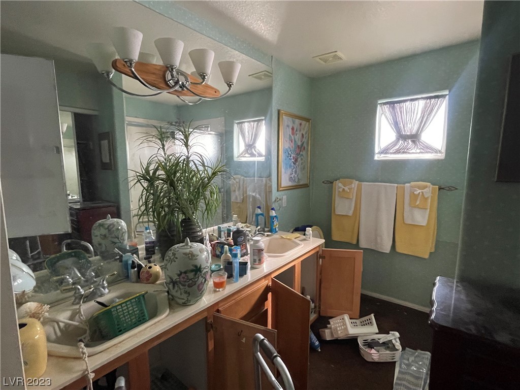 1606 Azure Springs Avenue