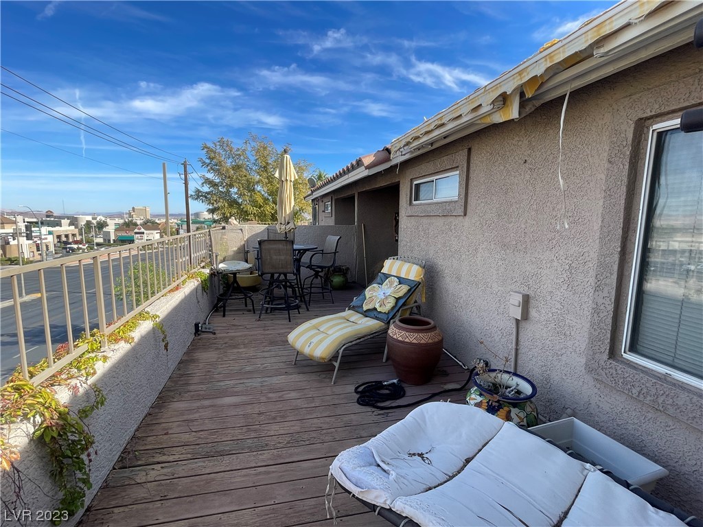 1606 Azure Springs Avenue