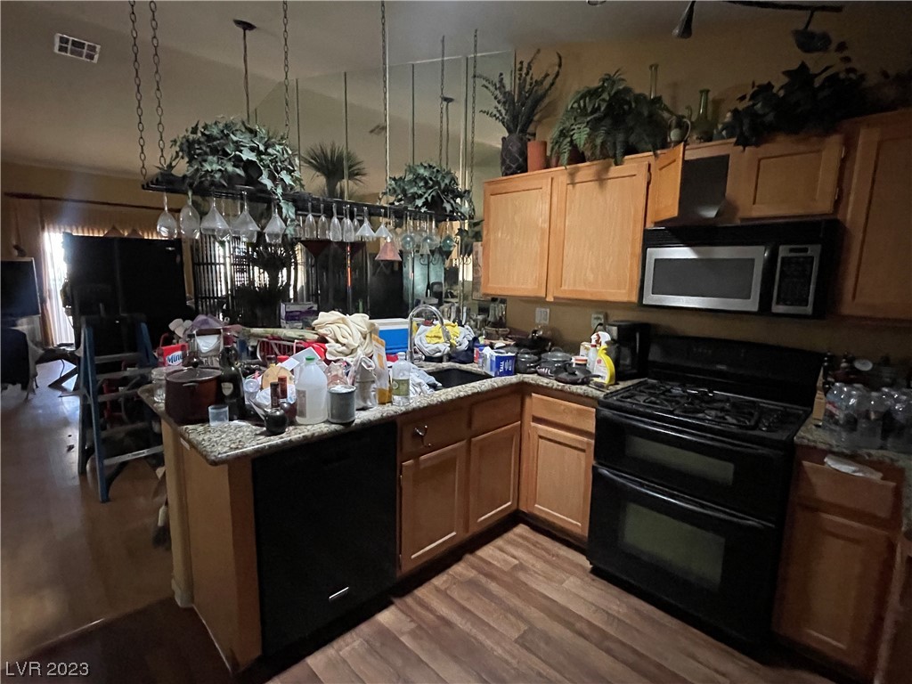 1606 Azure Springs Avenue