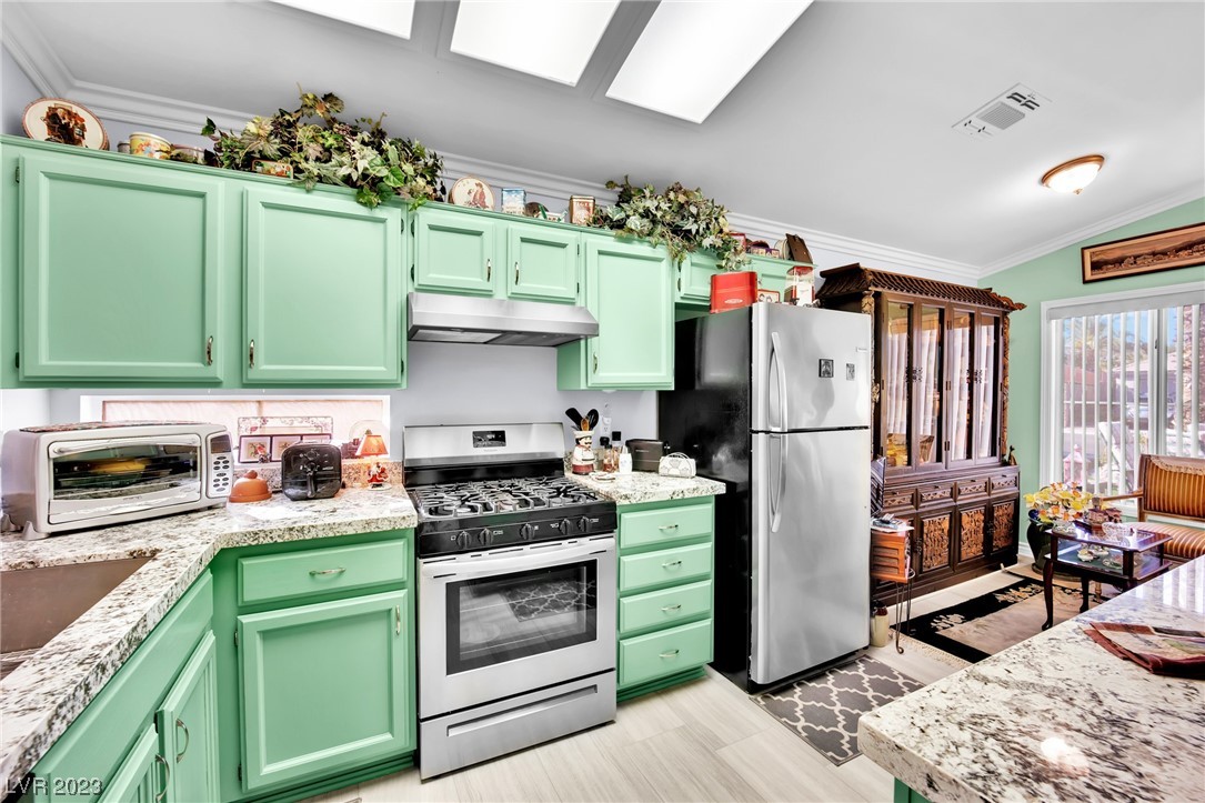 444 Fountain Grove Street