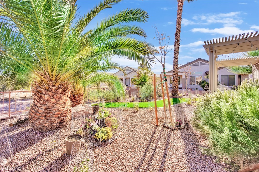 444 Fountain Grove Street