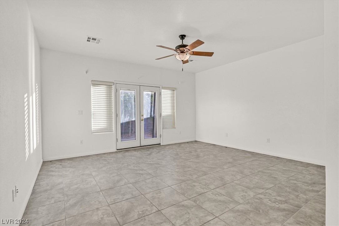 5839 Gushing Spring Avenue