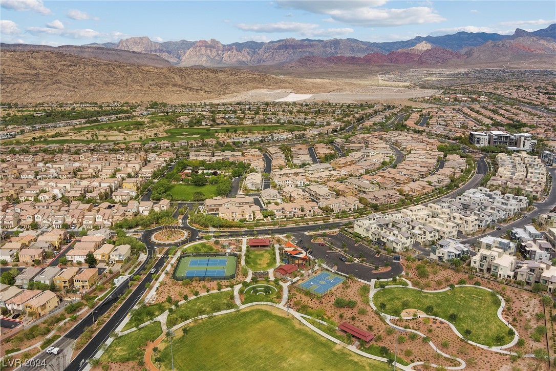 11257 Rainbow Peak Avenue 206