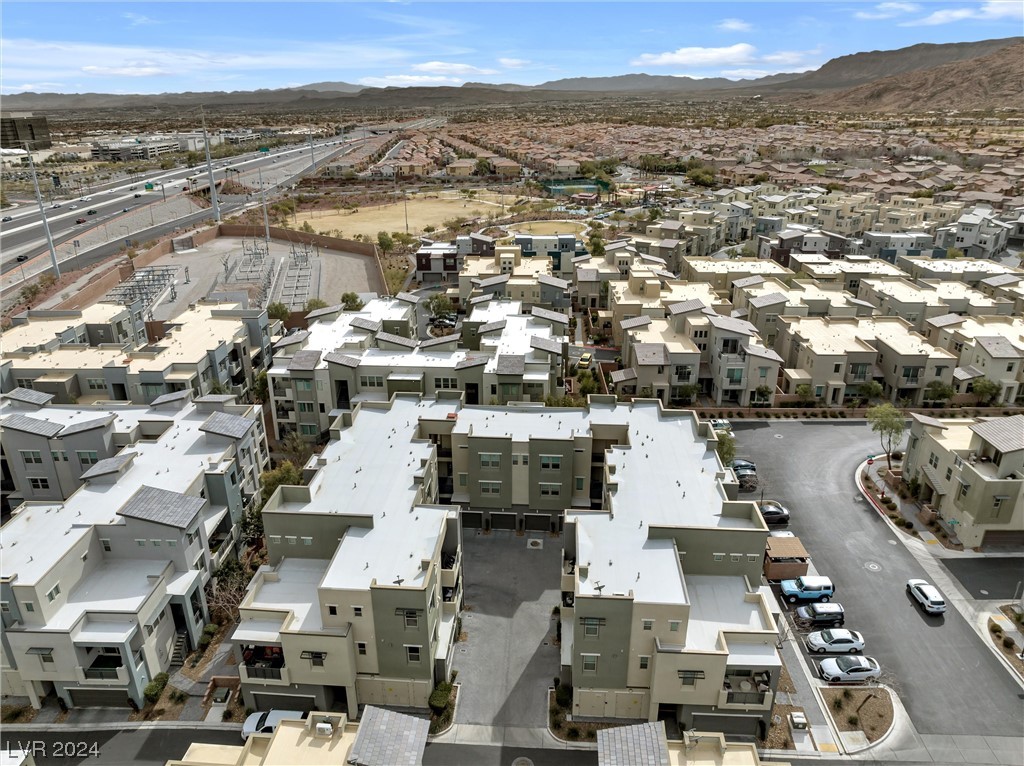 11257 Rainbow Peak Avenue 206